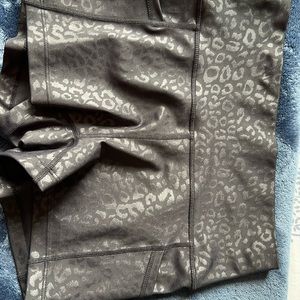 CVG Leopard 2.5 inch shorts